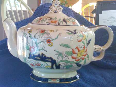 C3288 (Indian Tree) Teapot & Lid
