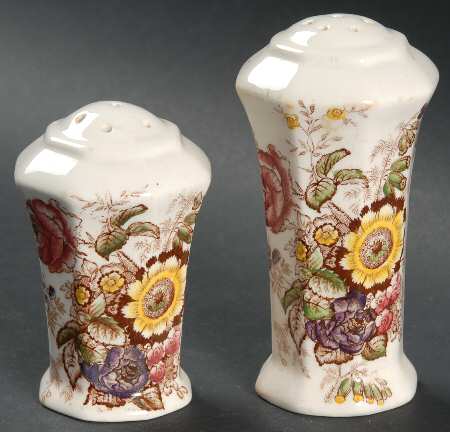 Friarswood Salt & Pepper Set