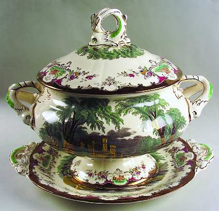 Leeds Tureen & Lid W/Underplate