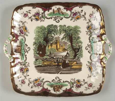 Leeds Square Handled Cake Plate