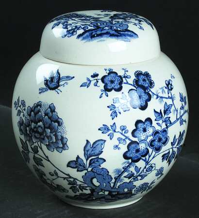 Manchu Blue Small Prunus Jar & Lid