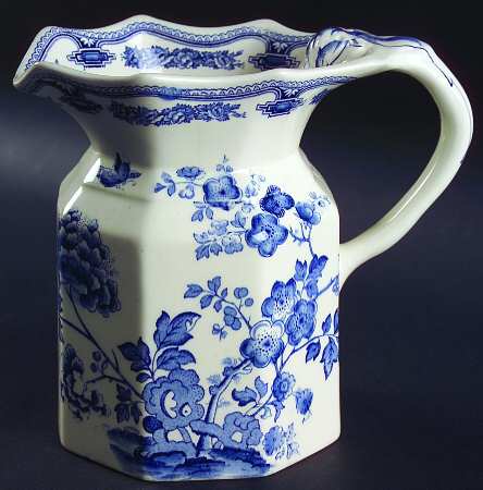 Manchu Blue 32 Oz Fenton Jug