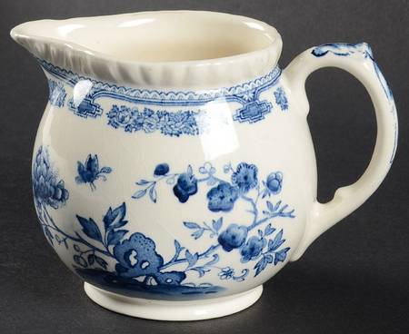 Manchu Blue Creamer