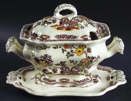 Manchu Brown Multicolor Sauce Boat & Lid with Underplate