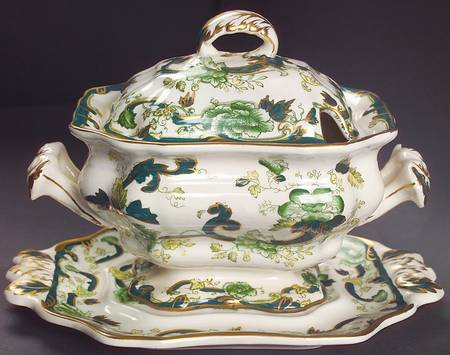 Mandalay Chartreuse (Gold Accent & Trim) Sauce Boat & Lid with Underplate