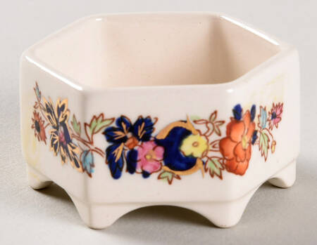 Mandarin Miniature Ming Jar No Lid