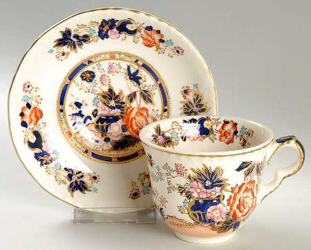 Mandarin Flat Cup & Saucer Set