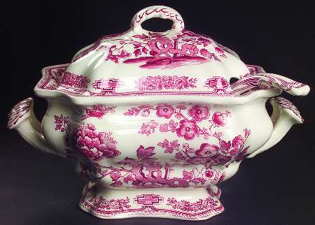 Manchu Pink Tureen & Lid w/Ladle