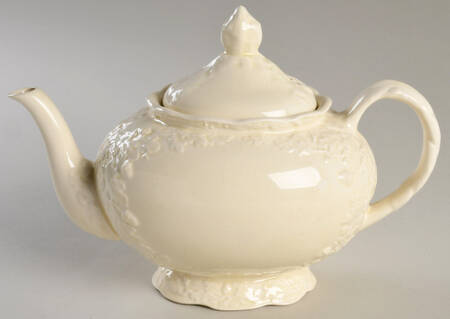 Mason's Oak Cream Teapot & Lid
