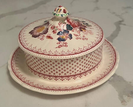 Paynsley Pink Butter Box & Lid
