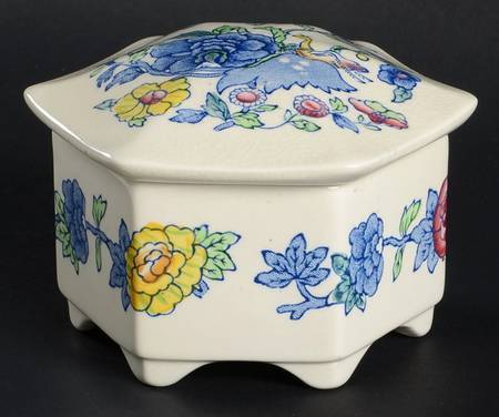 Regency Plantation Colonial Hexagonal Box & Lid