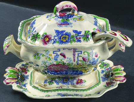 Strathmore Blue Multicolor Sauce Boat & Lid & Underplate & Ladle
