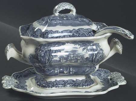 Vista Blue Sauce Boat & Lid & Underplate & Ladle