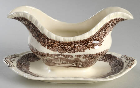 Vista Brown (No Trim) Gravy Boat with Attached Underplate