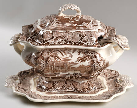 Vista Brown (No Trim) Tureen & Lid w/Ladle & Underplate