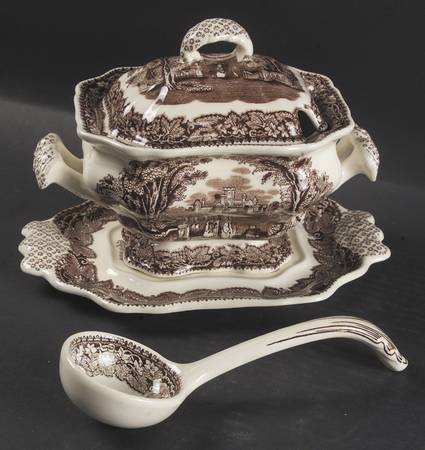 Vista Brown (No Trim) Sauce Boat & Lid & Underplate & Ladle
