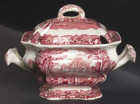 Vista Pink (No Trim) Sauce Boat & Lid