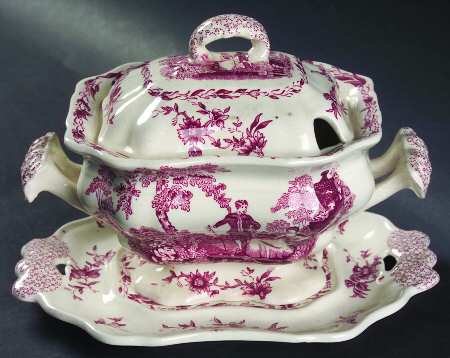 Watteau Pink Sauce Boat & Lid with Underplate