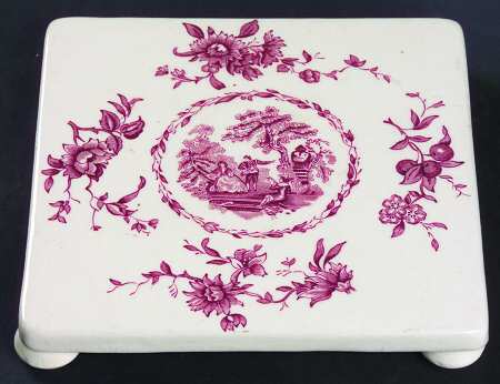 Watteau Pink Trivet