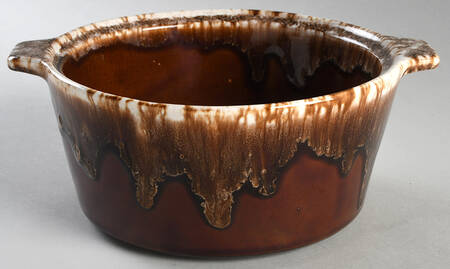 Brown Drip 2.5 Qt Round Casserole No Lid