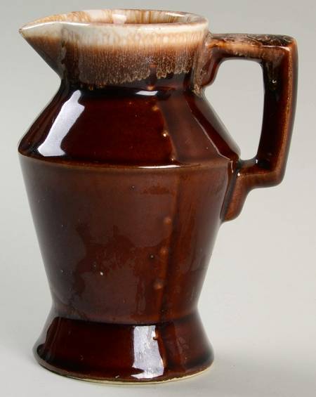 Brown Drip 8 Oz Jug