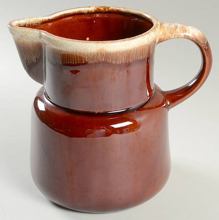 Brown Drip 80 Oz Pitcher