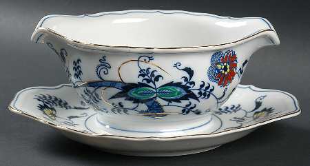 Blue Danube (Pat #99183) Gravy Boat with Attached Underplate