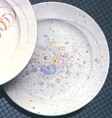 Cameo Dinner Plate