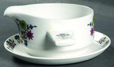 Country Garden Gravy Boat & Underplate