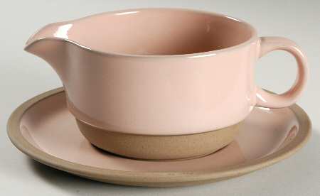 Coral Sand Gravy Boat & Underplate