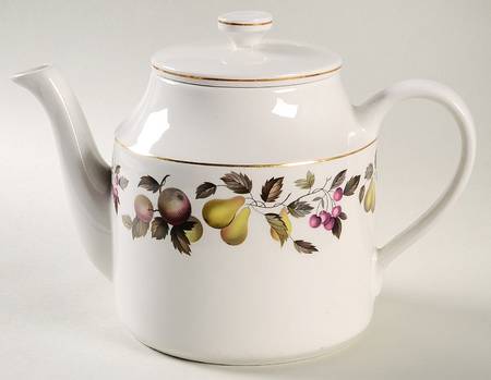 Evesham Teapot & Lid