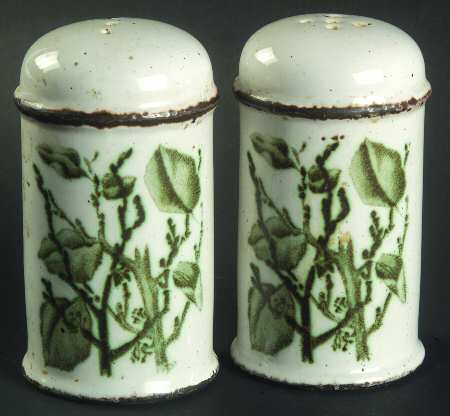 Green Leaves Salt & Pepper Set