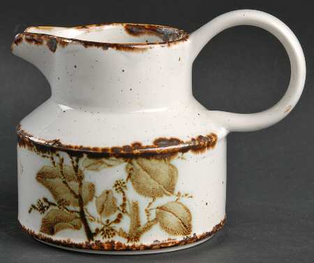 Green Leaves Creamer