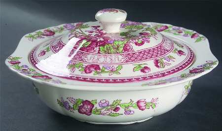 Indian Tree Red Lavender (Scalloped) Round Covered Vegetable