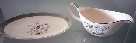 Mayfield Gravy Boat & Underplate