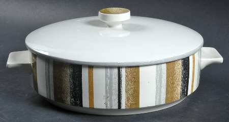 Queensbury Round Covered Vegetable
