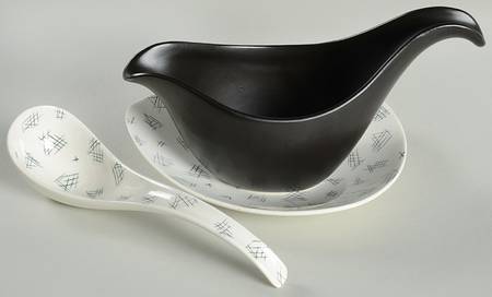 Monaco Sauce Boat & Underplate with Ladle