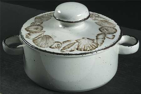 Seascape 1.25 Qt Round Covered Casserole