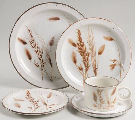 Wild Oats Stonehenge 40  Piece Estate Set