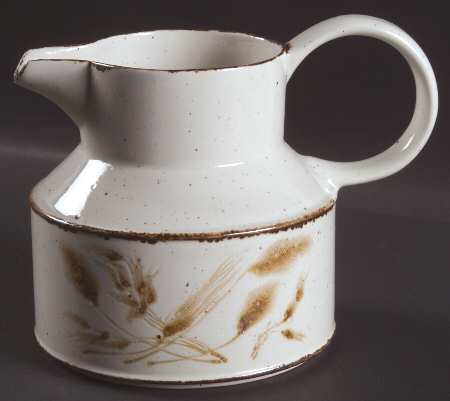Wild Oats Stonehenge 24 Oz Pitcher