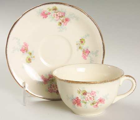 Avondale Flat Cup & Saucer Set
