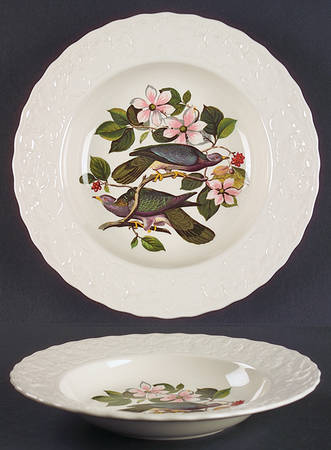 Birds of America (Embossed Floral Rim) Large Rim Soup Bowl