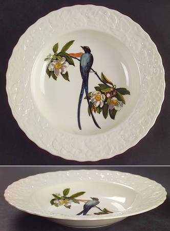 Birds of America (Embossed Floral Rim) Large Rim Soup Bowl