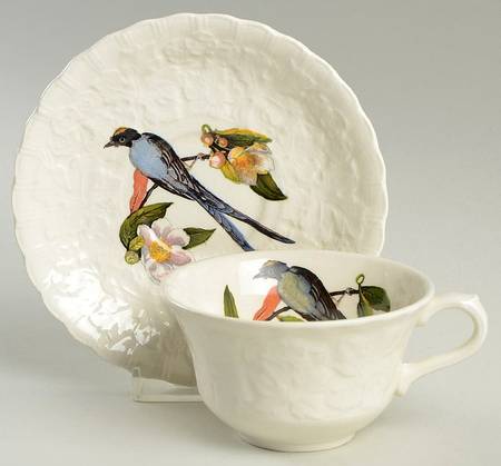 Birds of America (Embossed Floral Rim) Flat Cup & Saucer Set