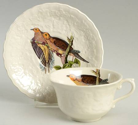 Birds of America (Embossed Floral Rim) Flat Cup & Saucer Set