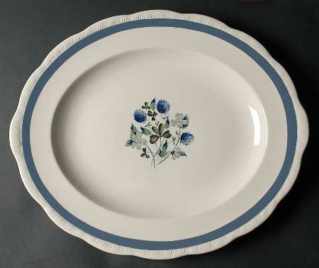 Blue Clover (Raised Edge) 16" Oval Serving Platter