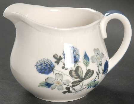 Blue Clover (Raised Edge) Creamer