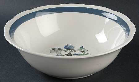 Blue Clover (Raised Edge) 8" Round Vegetable Bowl