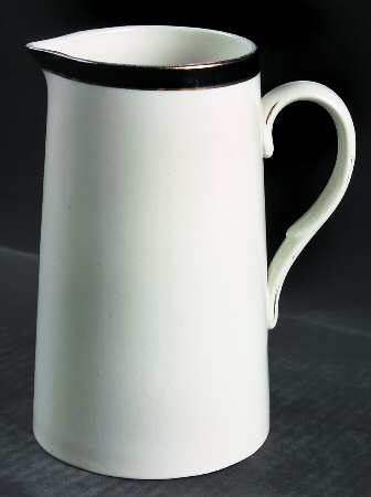 Bleu De Roi 24 Oz Pitcher