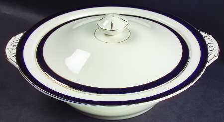 Bleu De Roi Round Covered Vegetable